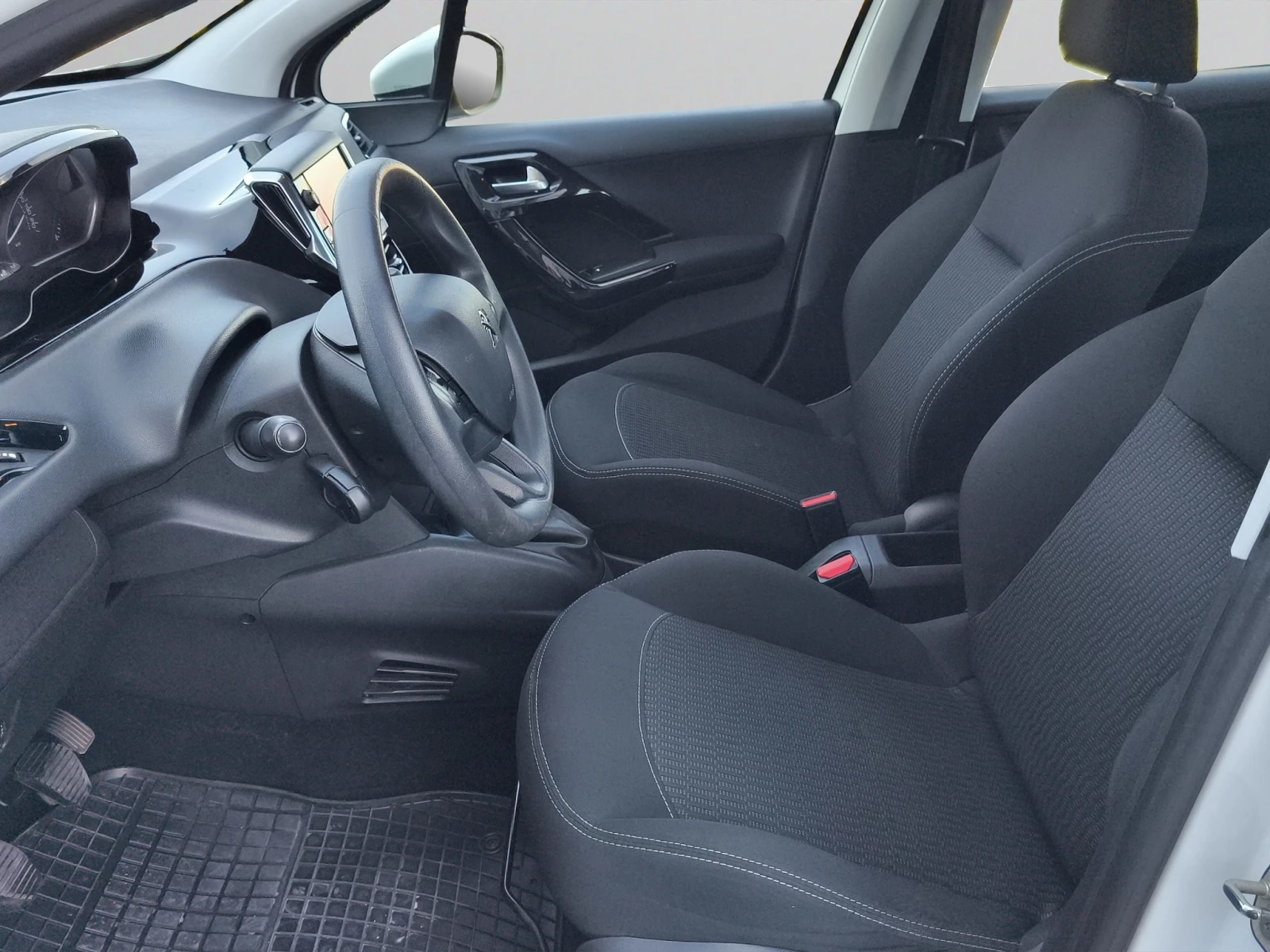 Peugeot 208 5P ACTIVE 1.6 HDi 75 BVM5 EURO6 N1//1802215 | Mobile.bg � ����������� 11