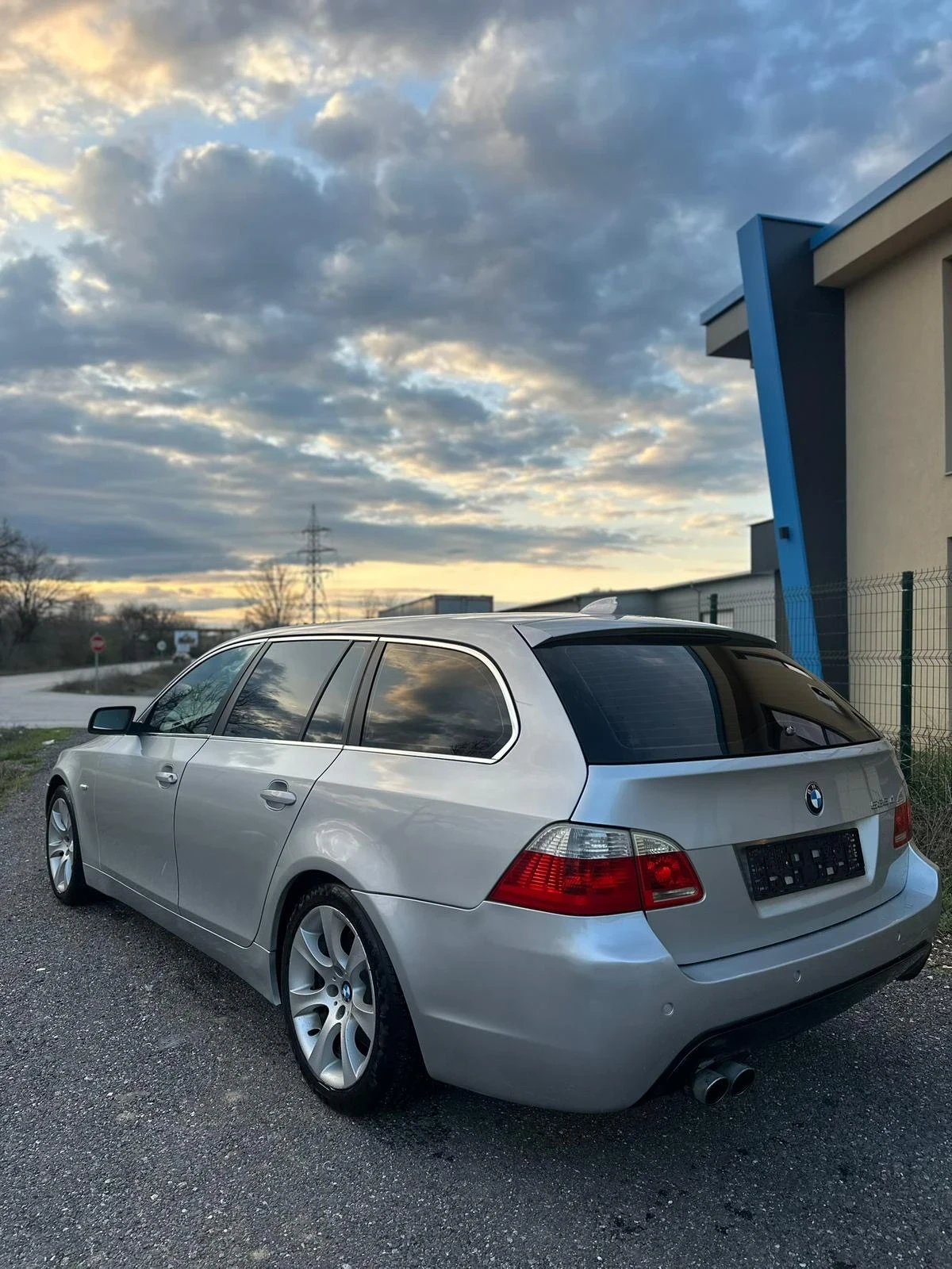 BMW 535, снимка 4 - Автомобили и джипове - 55900066