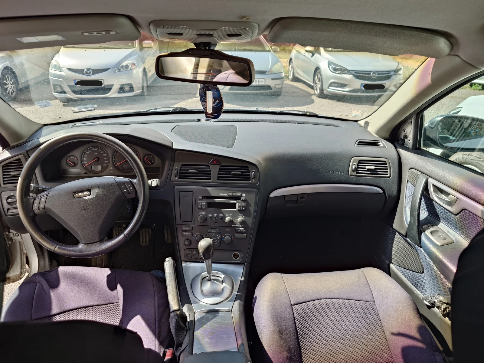 Volvo S60 2.4T, снимка 13 - Автомобили и джипове - 55949697