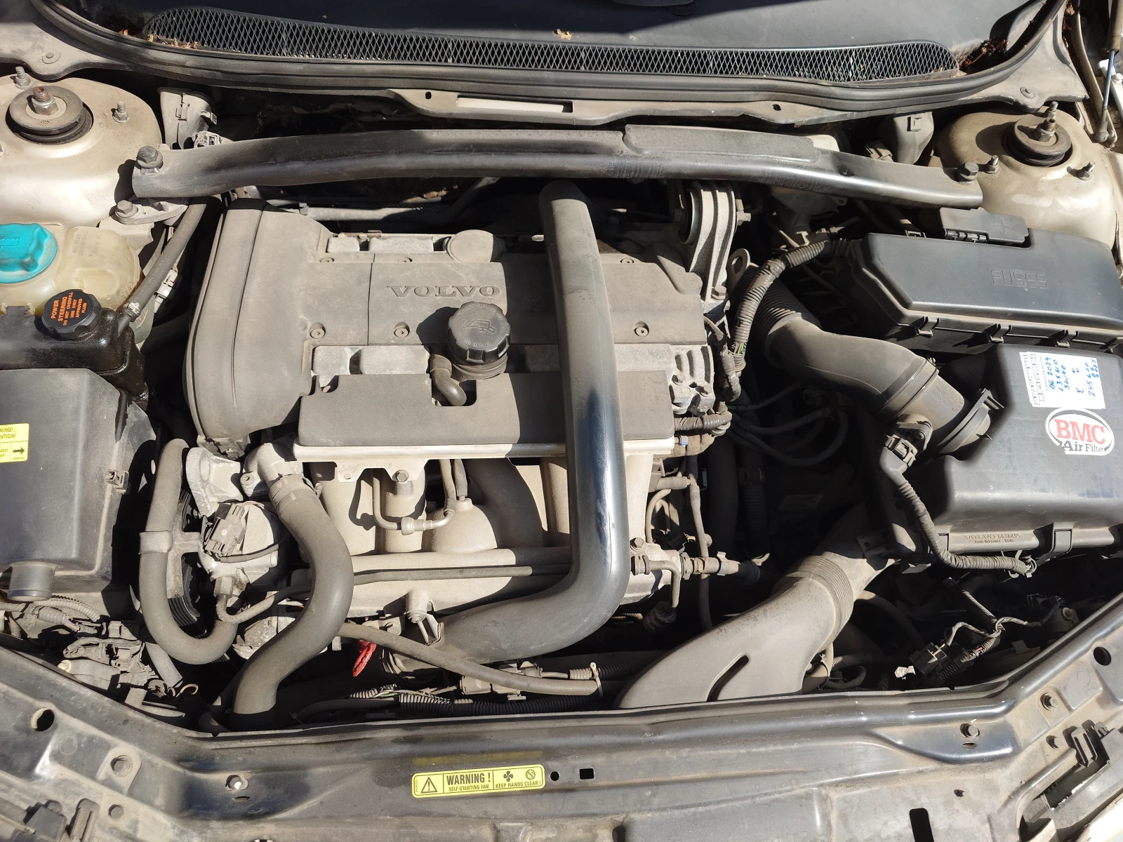 Volvo S60 2.4T, снимка 9 - Автомобили и джипове - 55949697