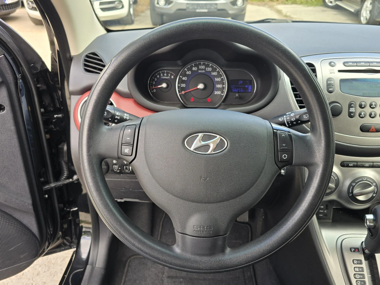 Hyundai I10 1.2, снимка 7 - Автомобили и джипове - 56182203