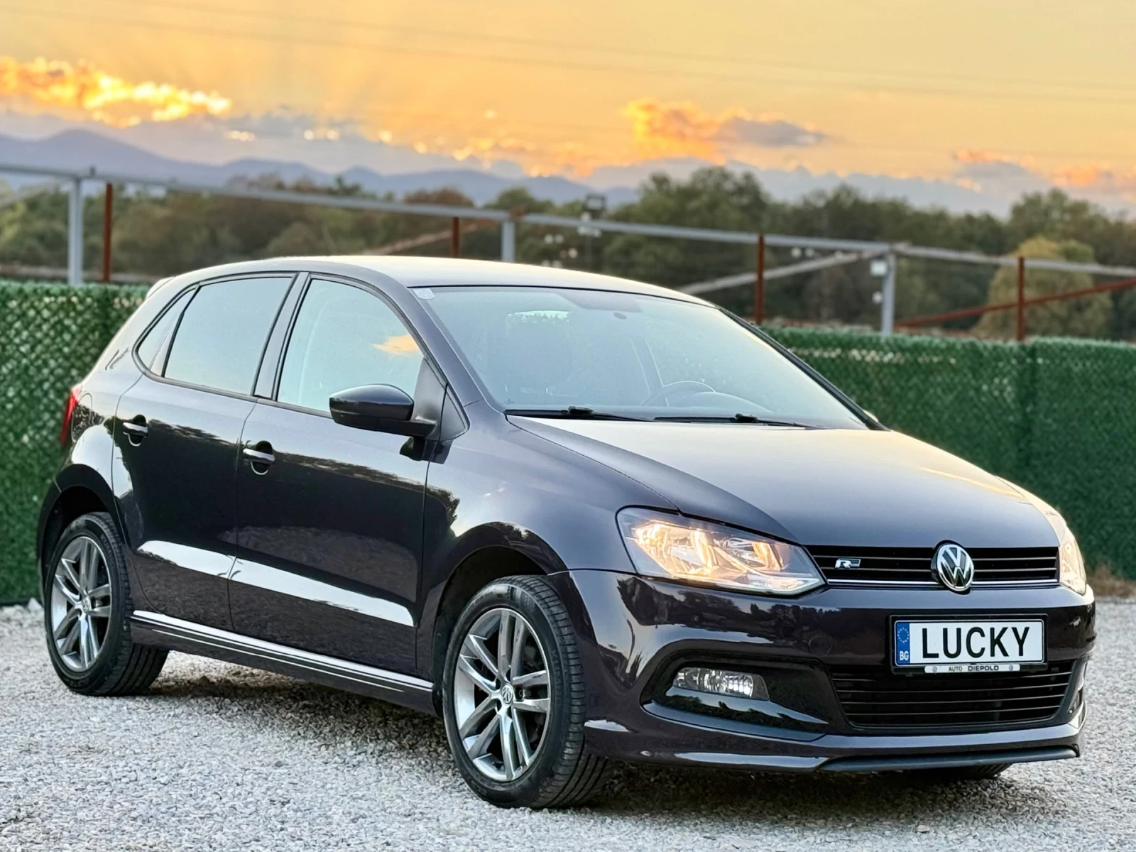 VW Polo 1.0i//R-LINE* FACELIFT