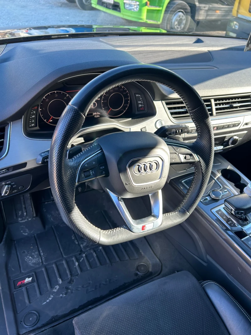 Audi Q7, снимка 4 - Автомобили и джипове - 45489825