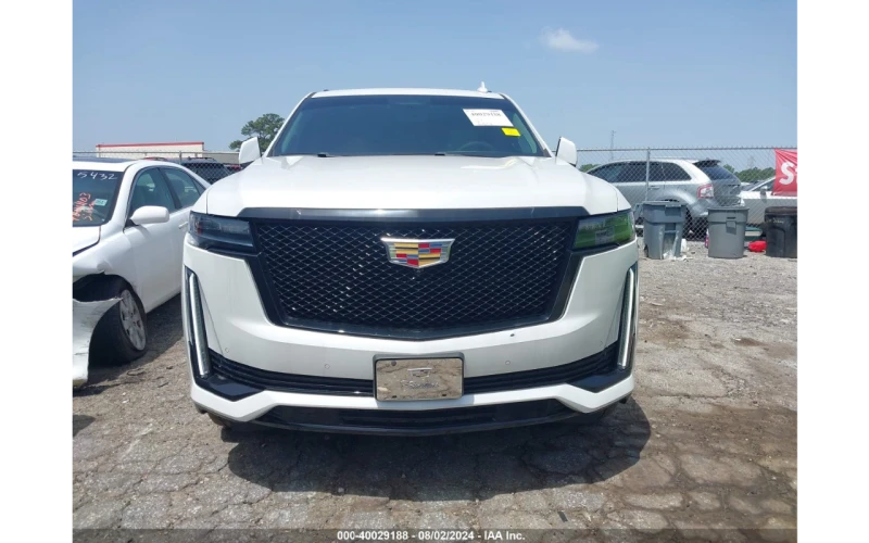 Cadillac Escalade 6.2L SPORT PLATINUM, снимка 3 - Автомобили и джипове - 47400330