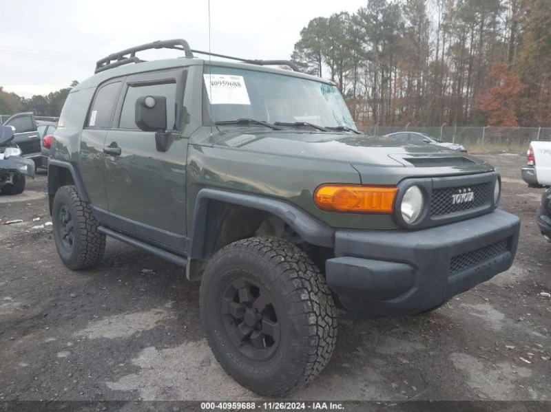 Toyota Fj cruiser, снимка 1 - Автомобили и джипове - 48698192