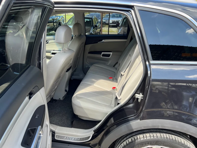 Opel Antara 2.2CDTI-4x4-HEATED SEATS-NAVI, снимка 13 - Автомобили и джипове - 50036089