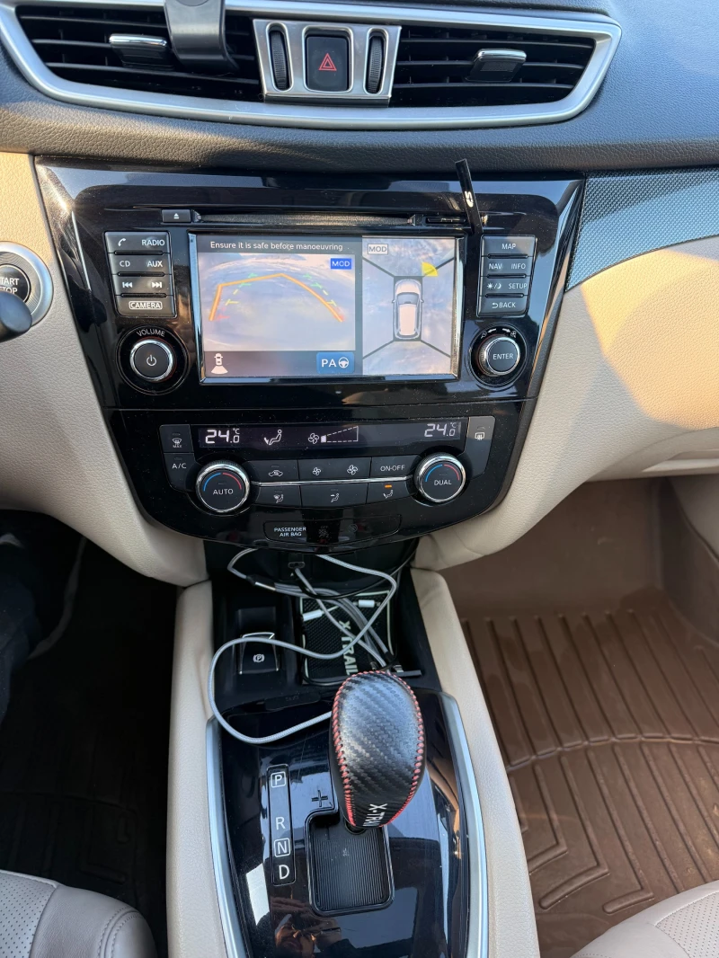 Nissan X-trail T32 1.6D 7 местен, снимка 15 - Автомобили и джипове - 53135667