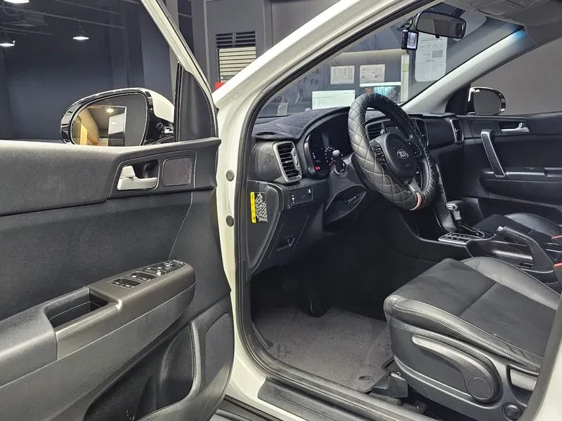 Kia Sportage 4TH GENERATION DIESEL 1.7 TRENDY, снимка 11 - Автомобили и джипове - 55310742