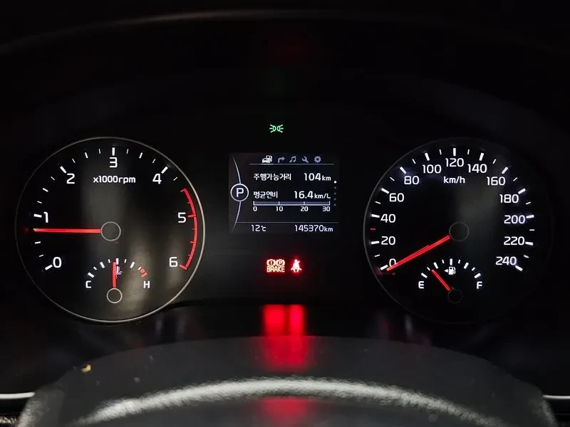 Kia Sportage 4TH GENERATION DIESEL 1.7 TRENDY, снимка 8 - Автомобили и джипове - 55310742