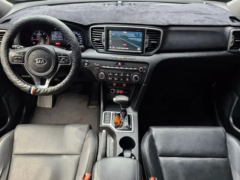 Kia Sportage 4TH GENERATION DIESEL 1.7 TRENDY, снимка 7 - Автомобили и джипове - 55310742