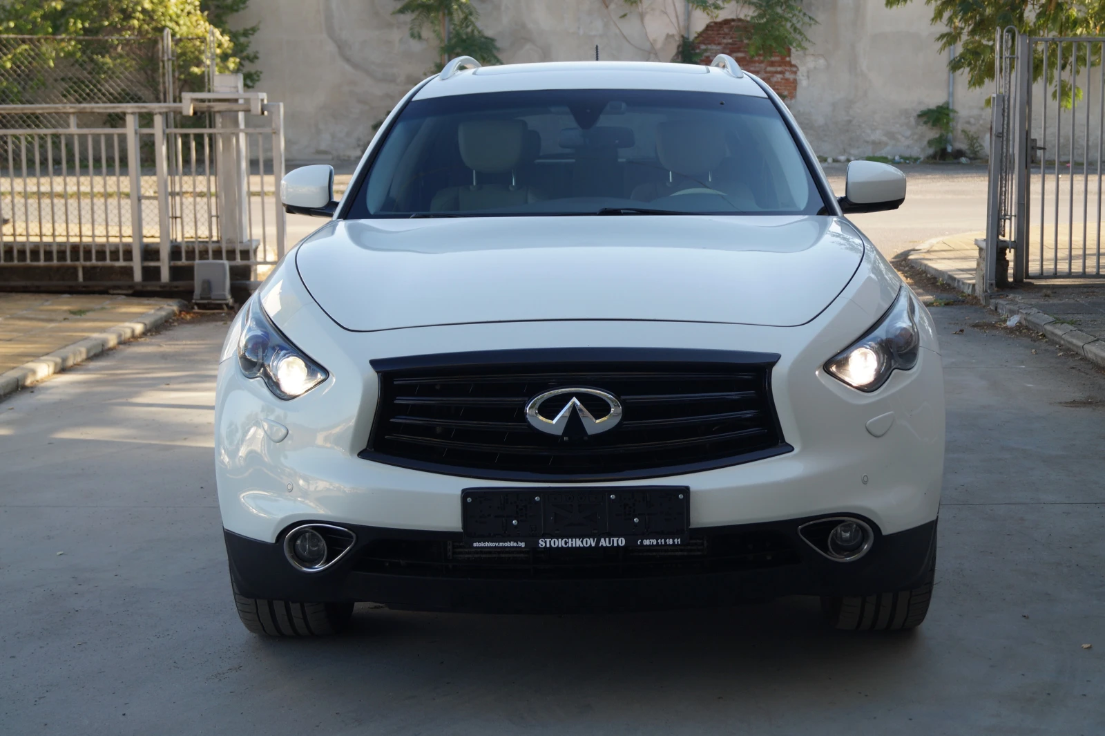 Infiniti QX70 S Premium - изображение 2