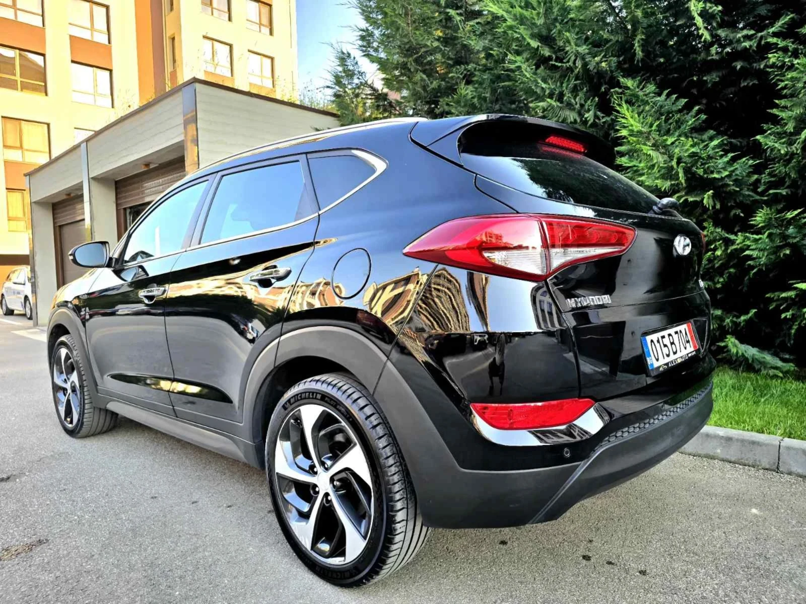 Hyundai Tucson 2.0автомат панорама  4х4 кожа - изображение 6