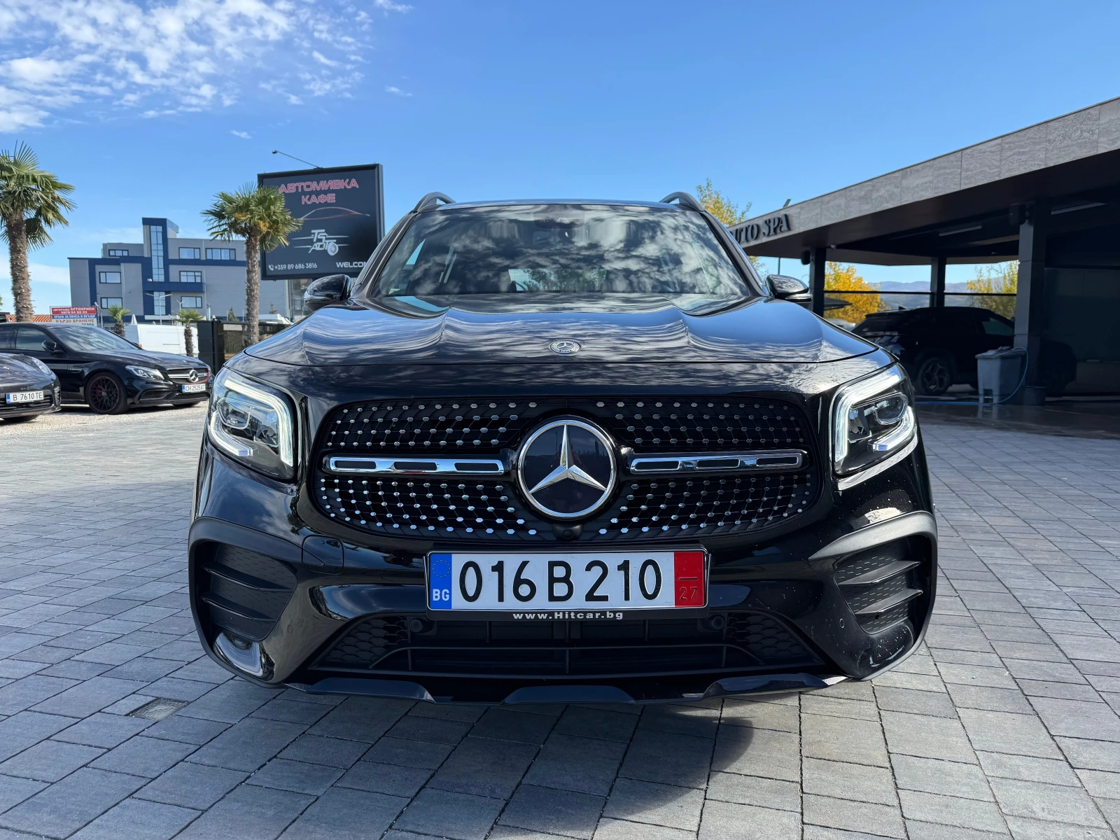 Mercedes-Benz GLB 200d* AMG* PANORAMA - изображение 2