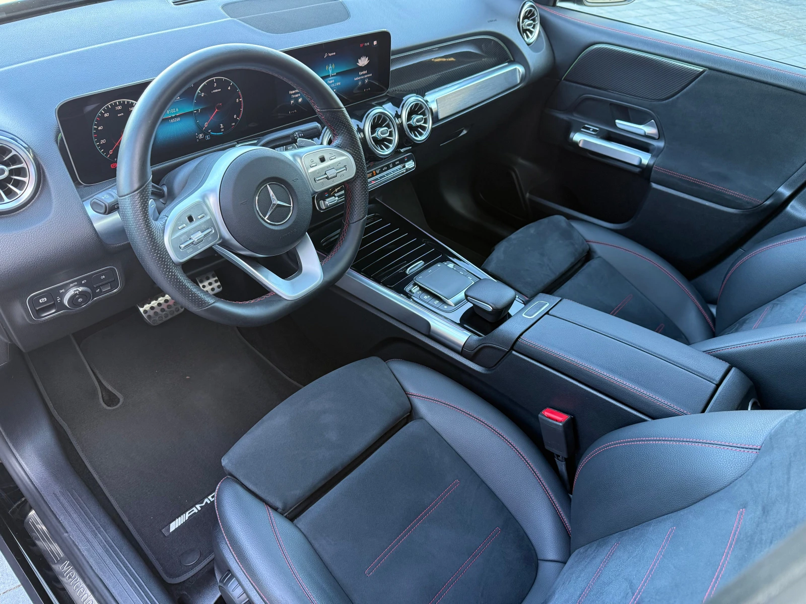 Mercedes-Benz GLB 200d* AMG* PANORAMA - изображение 10