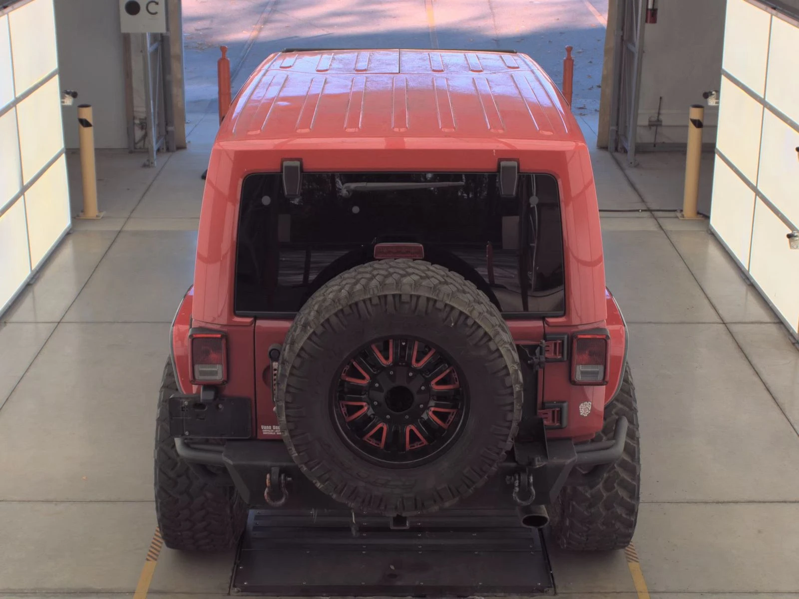 Jeep Wrangler Rubicon - изображение 5