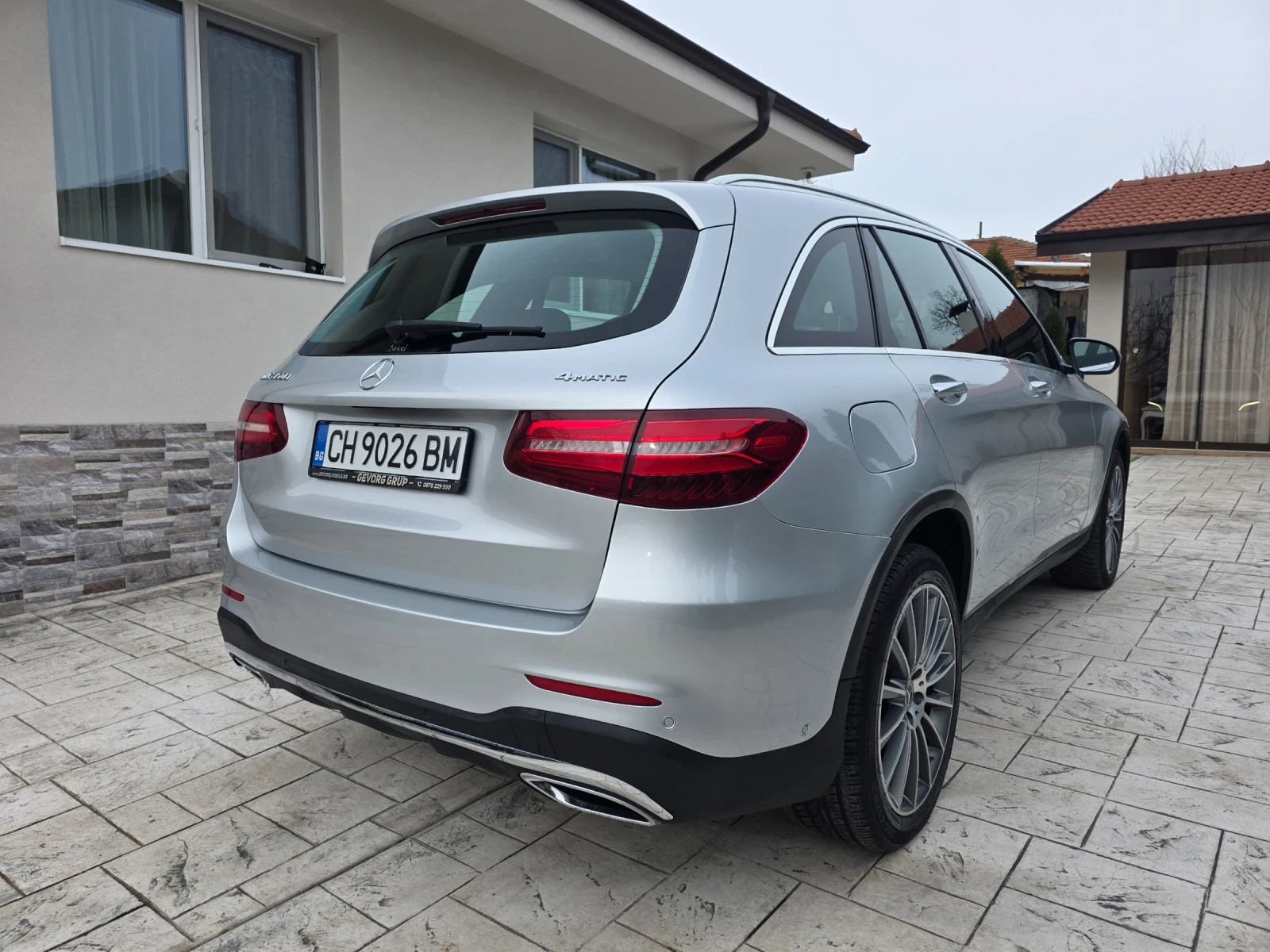 Mercedes-Benz GLC 350 3.0 CDI AMG НАПЪЛНО ОБСЛУЖЕН  - изображение 4