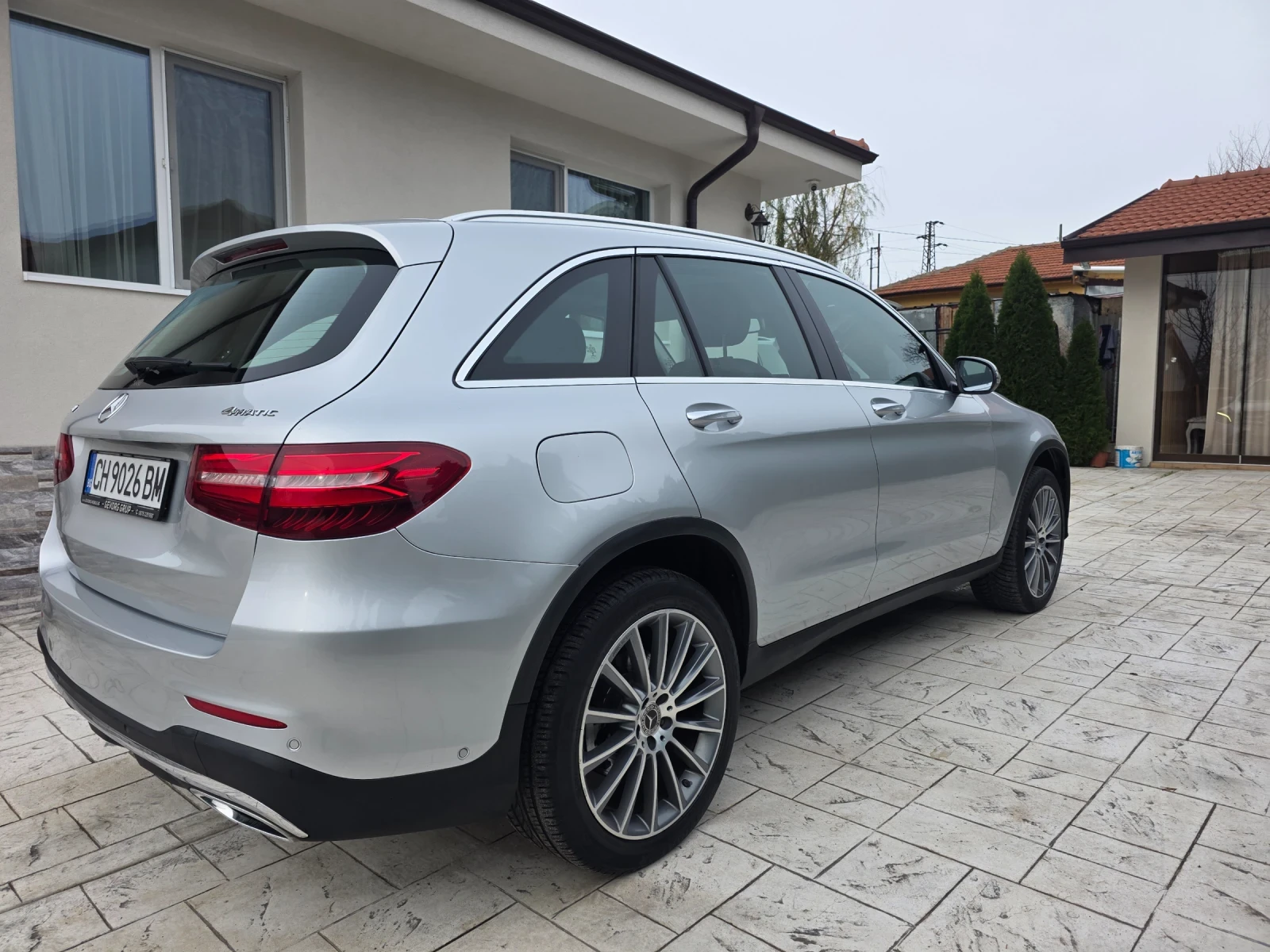 Mercedes-Benz GLC 350 3.0 CDI AMG НАПЪЛНО ОБСЛУЖЕН  - изображение 5