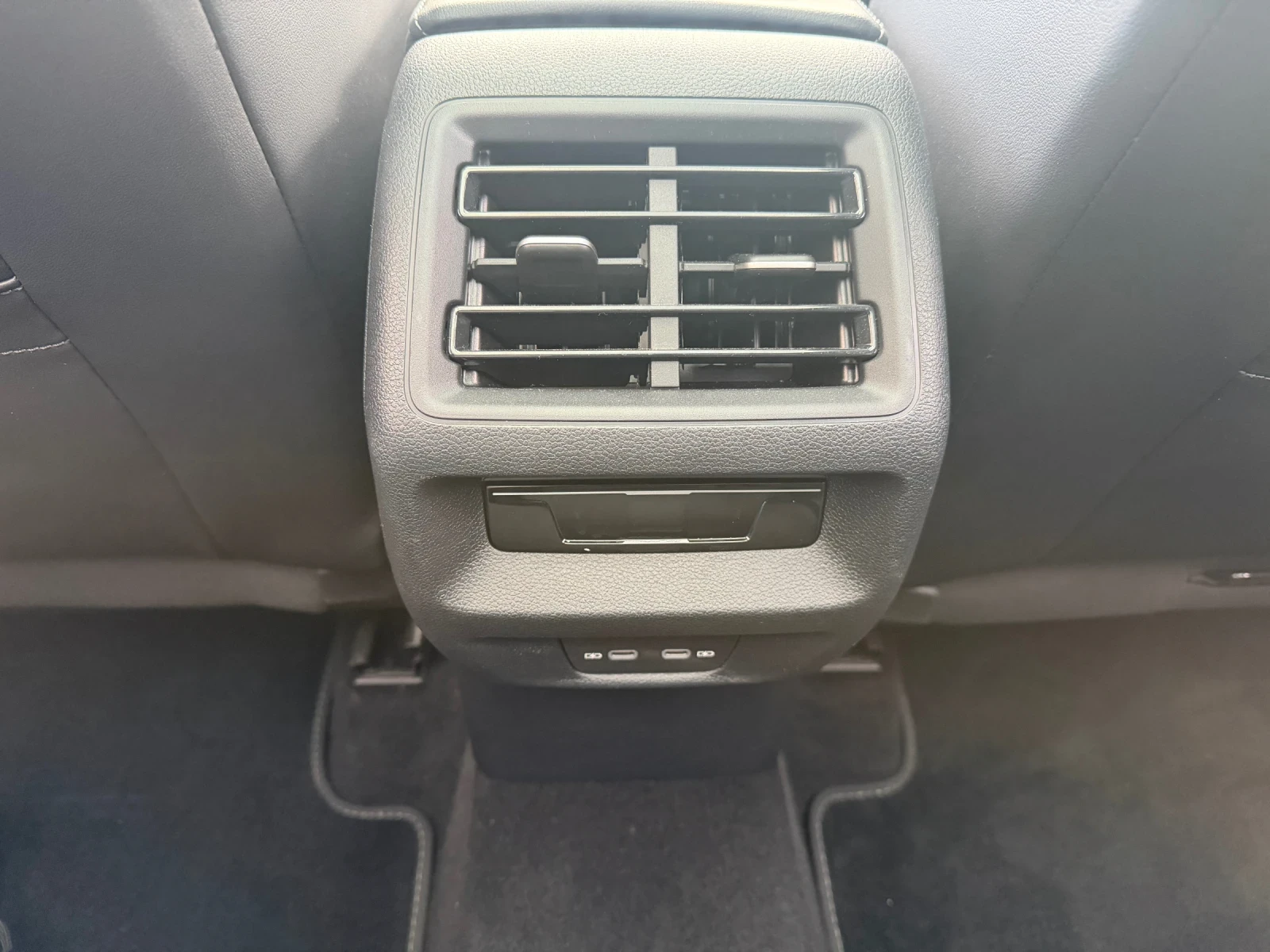 VW Tayron R-Line Plus PANORAMA, снимка 11 - Автомобили и джипове - 54122350