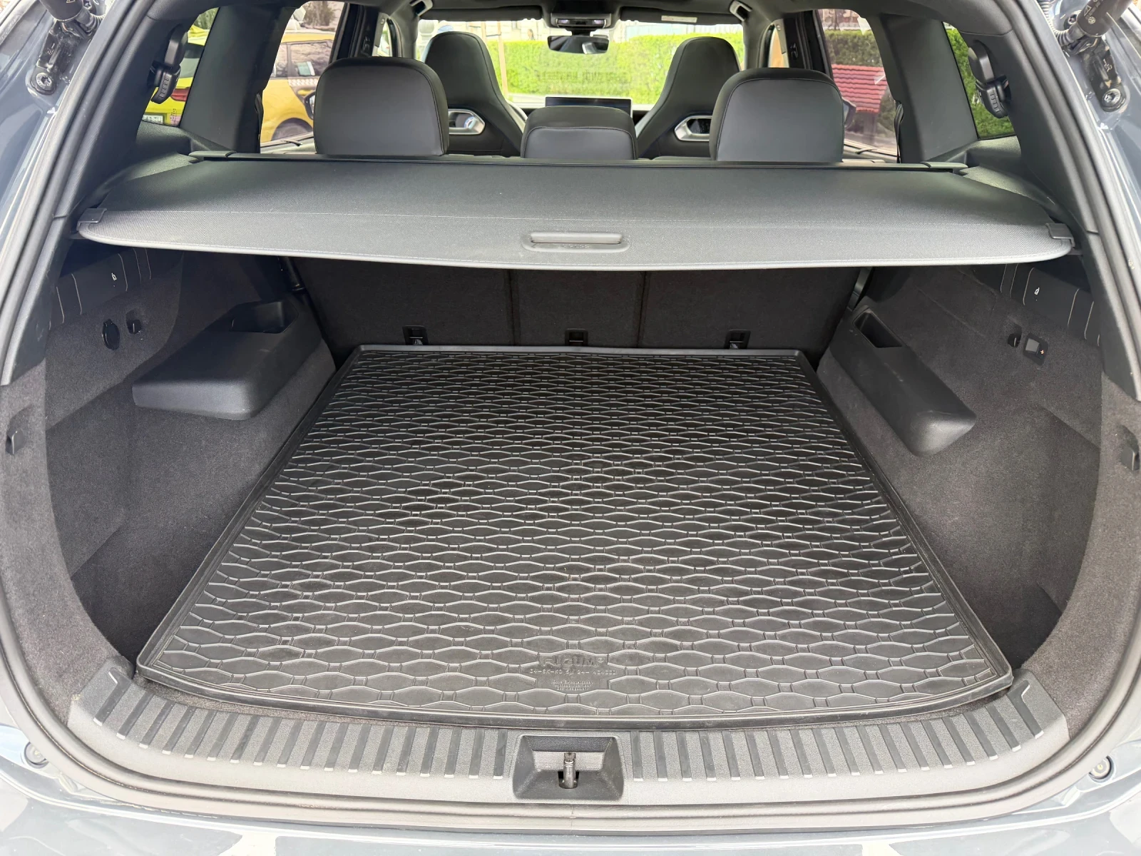 VW Tayron R-Line Plus PANORAMA, снимка 13 - Автомобили и джипове - 54122350