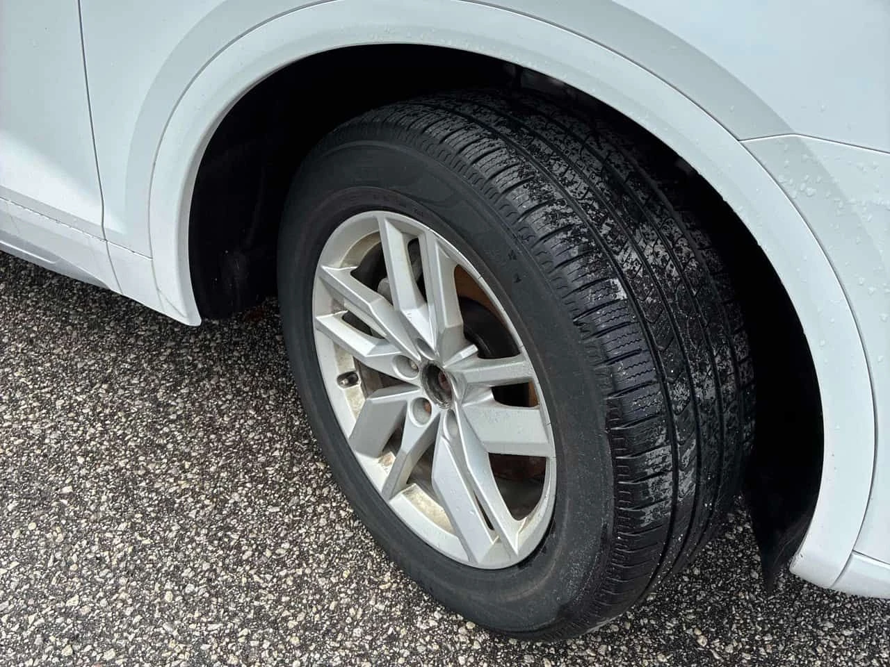 Audi Q5 * Komfort * CARFAX * ЦЕНА ДО БГ, снимка 6 - Автомобили и джипове - 54222807