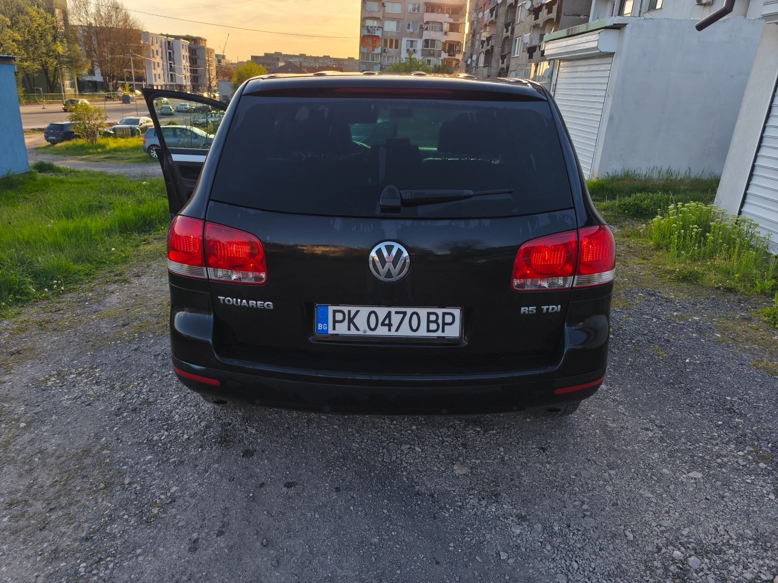 VW Touareg, снимка 5 - Автомобили и джипове - 54334012