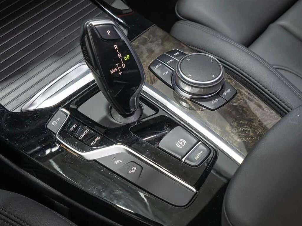 BMW X3 * X-DRIVE30I* ПРЕДСТАВИТЕЛСТВО* , снимка 13 - Автомобили и джипове - 54477978