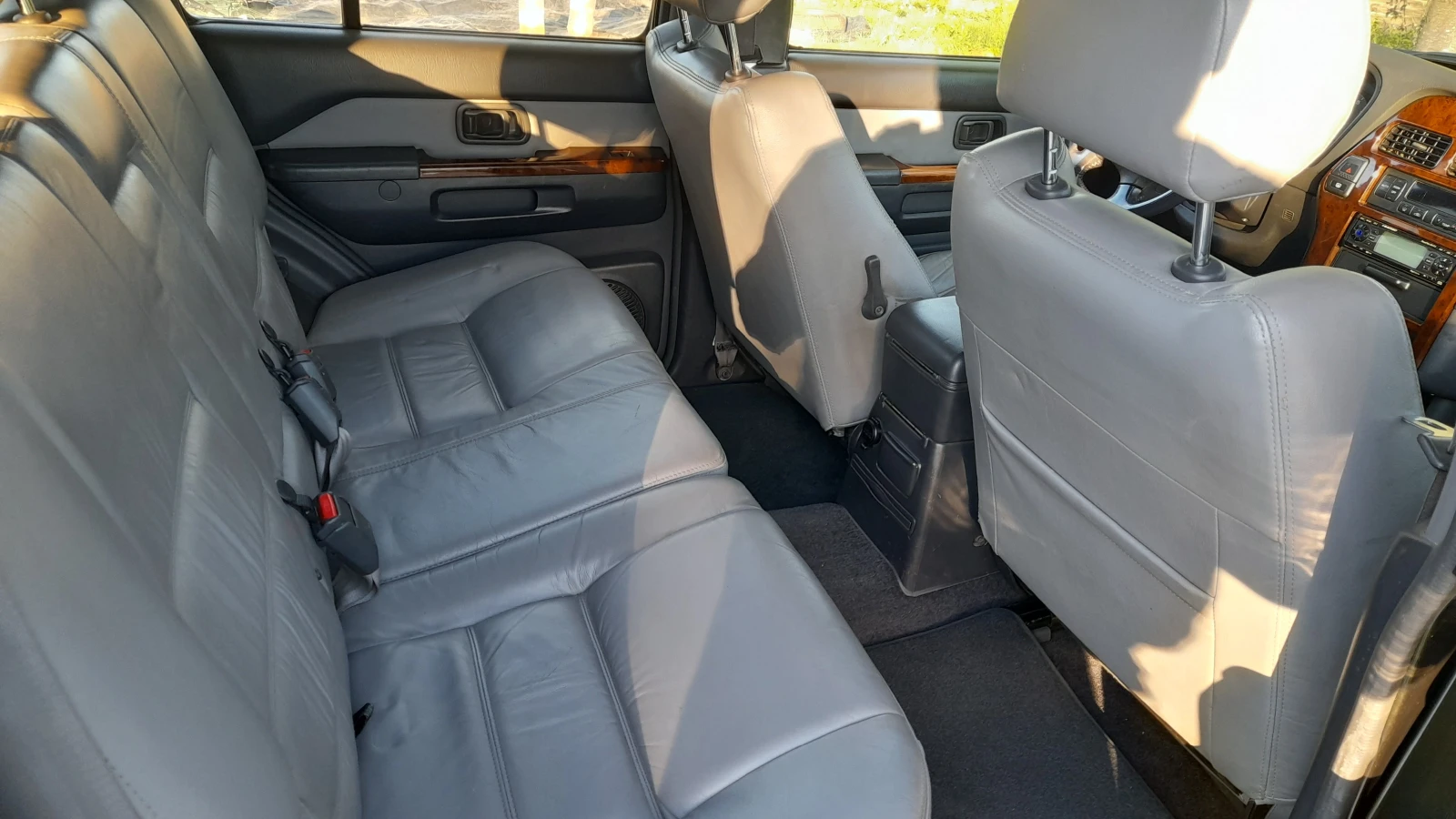 Nissan Pathfinder, снимка 10 - Автомобили и джипове - 54598696