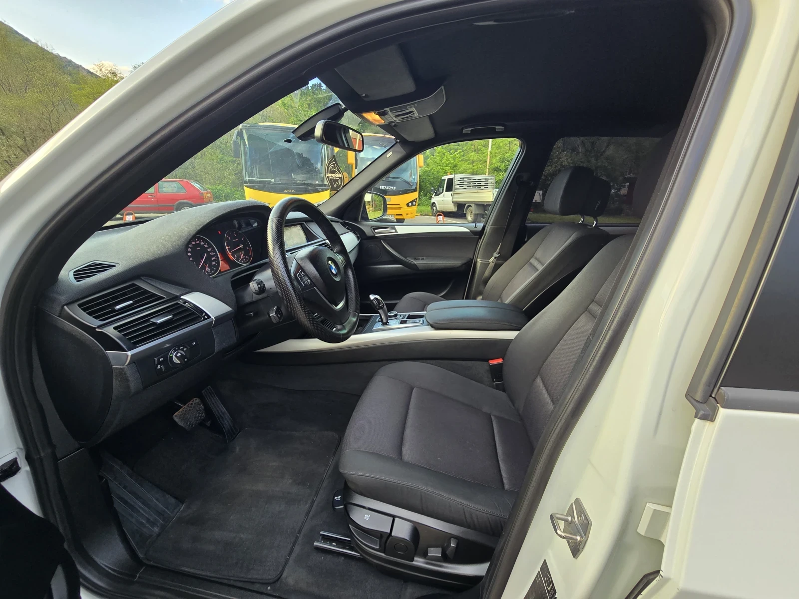 BMW X5 Топ състояние лизинг Само срещу първоначална вноск, снимка 15 - Автомобили и джипове - 54813119