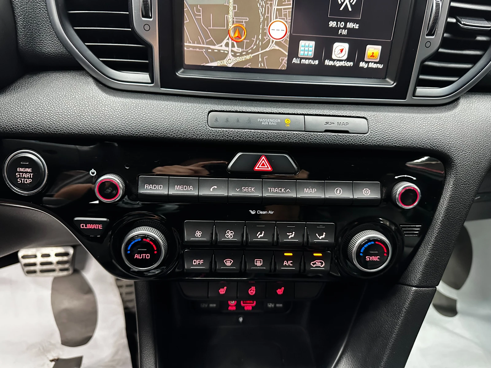 Kia Sportage 1.7d 141 к.с./ГАРАНЦИЯ, снимка 16 - Автомобили и джипове - 55537218