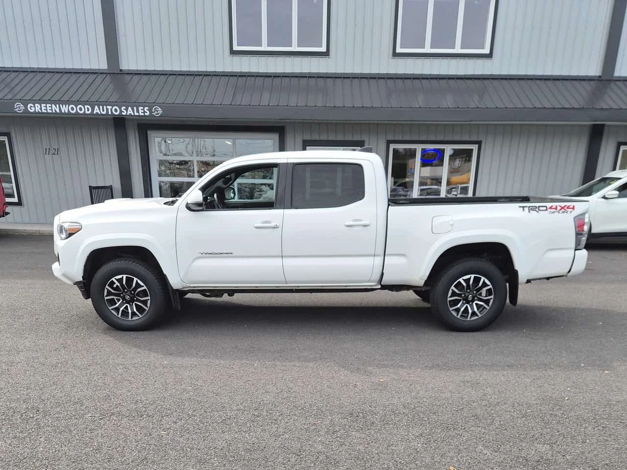 Toyota Tacoma 3.5 V6 * 4x4 Double Cab Auto * CARFAX *  | Mobile.bg � ����������� 3
