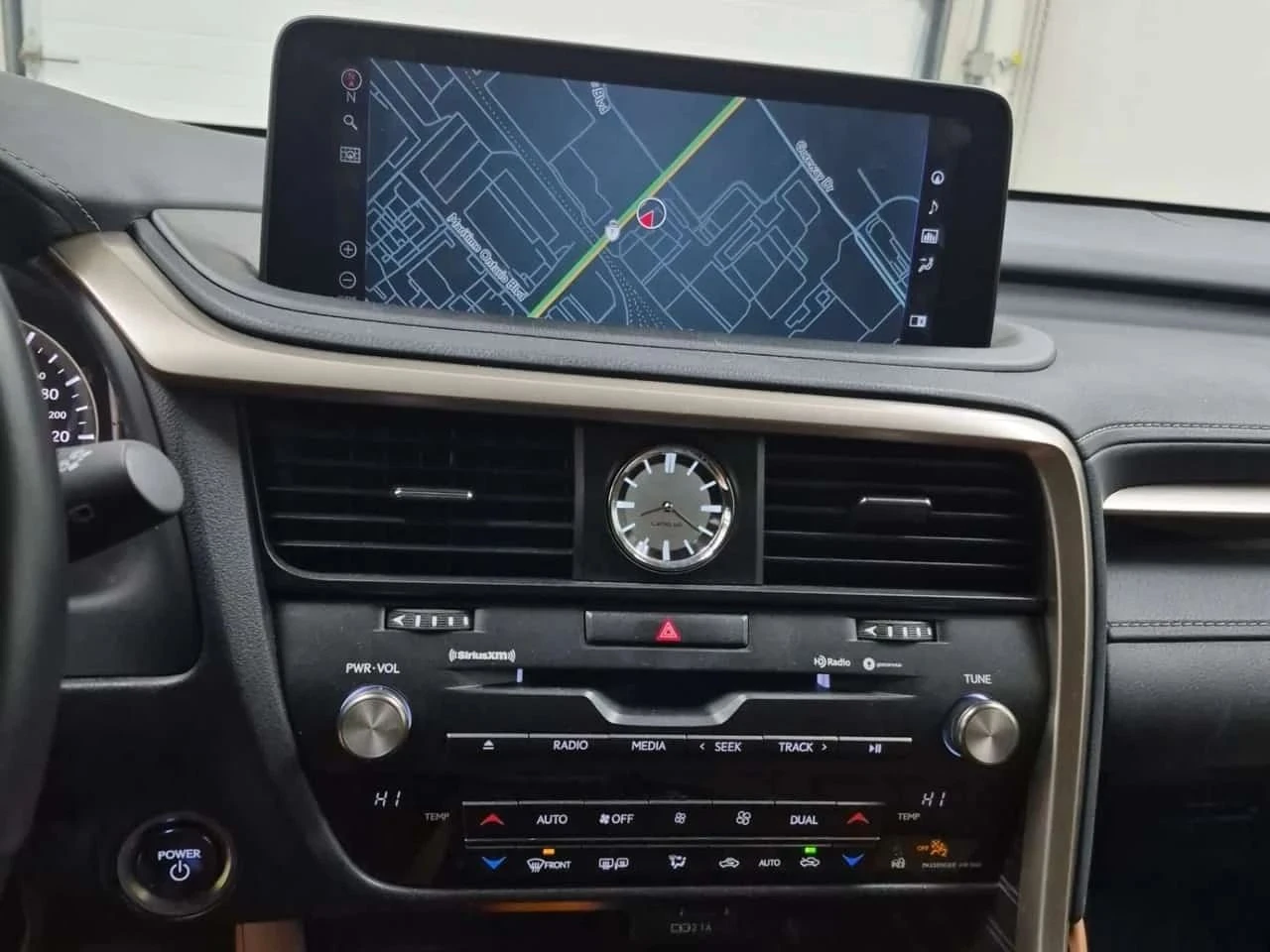 Lexus RX 450h, снимка 8 - Автомобили и джипове - 56689243