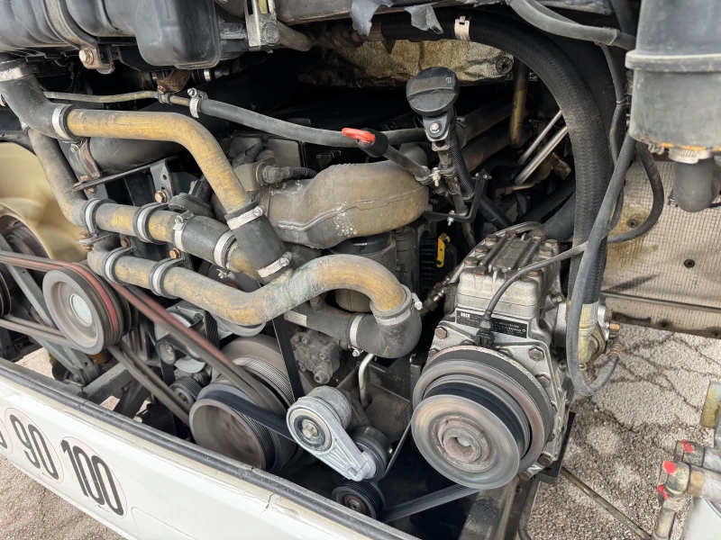 Mercedes-Benz Intouro Клима ръчка 59 места + 24прави, снимка 13 - Бусове и автобуси - 52228789