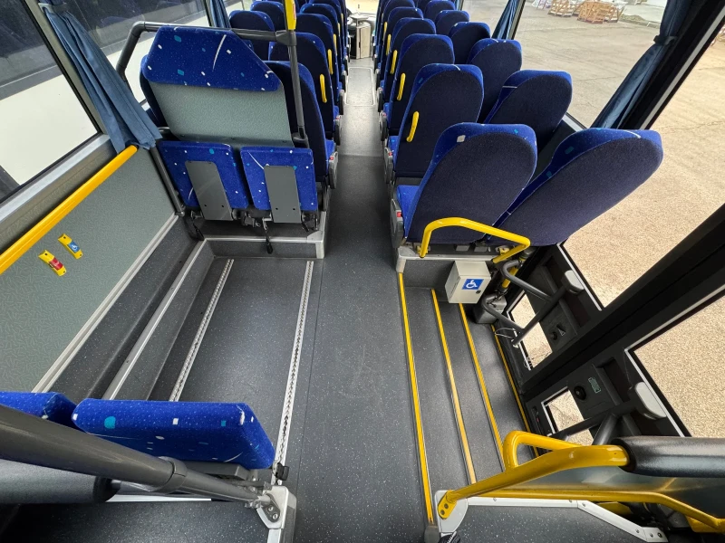 Mercedes-Benz Intouro Клима ръчка 59 места + 24прави, снимка 8 - Бусове и автобуси - 52228789