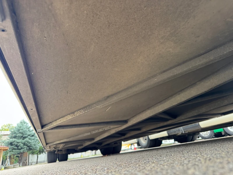 Mercedes-Benz Intouro Клима ръчка 59 места + 24прави, снимка 11 - Бусове и автобуси - 52228789