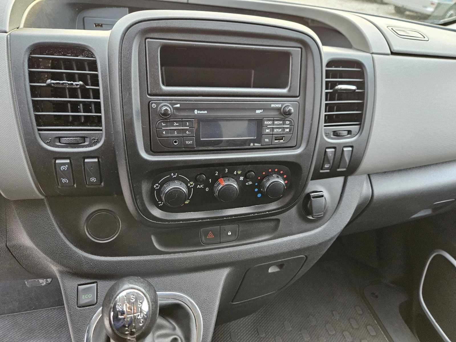 Nissan NV300 9 , ,  6 | Mobile.bg   11