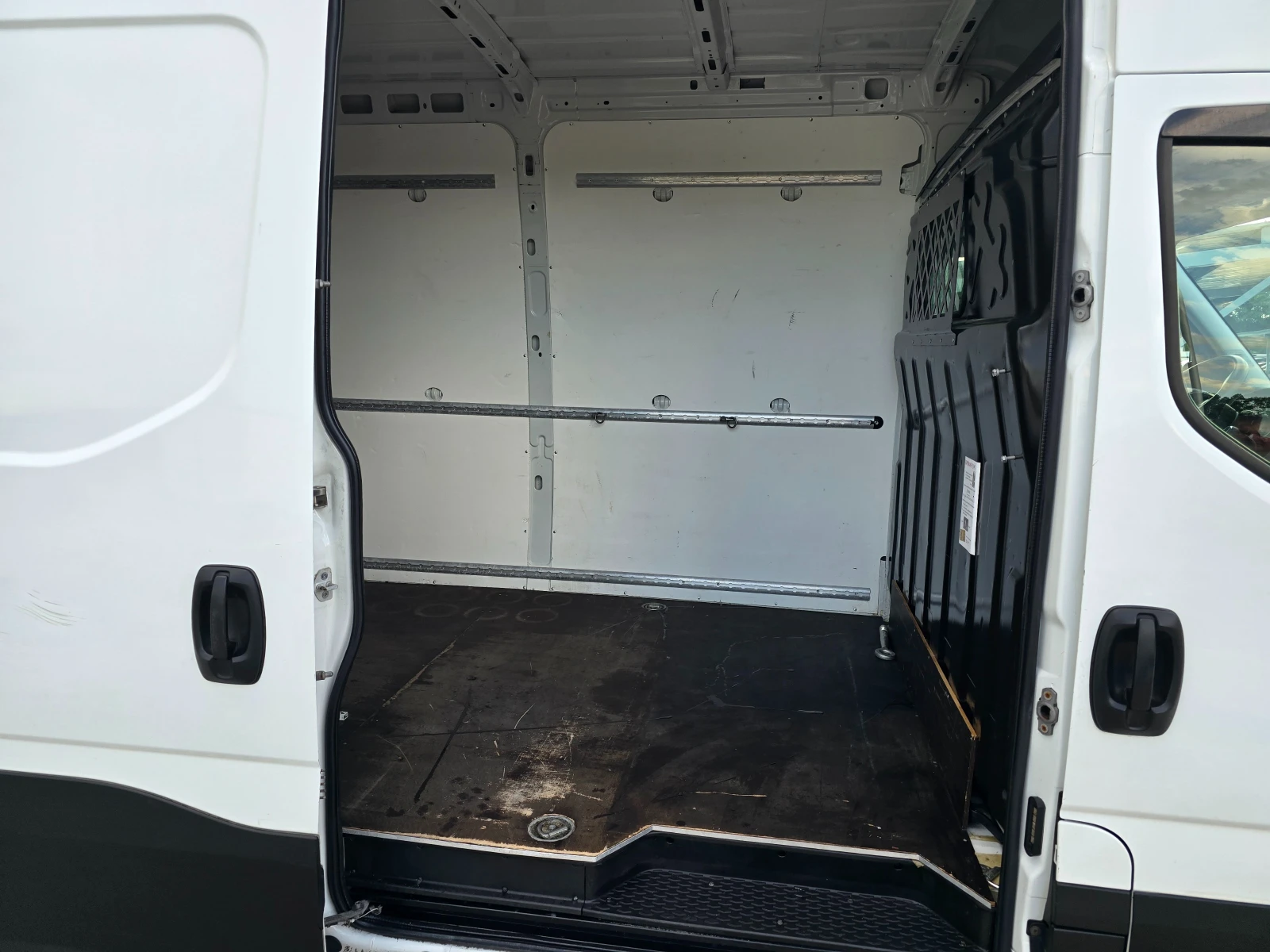 Iveco 35s16 35C16 HI MATIC ! ! ДЪЛГА БАЗА ! ! АВТОМАТИК, снимка 14 - Бусове и автобуси - 54863900