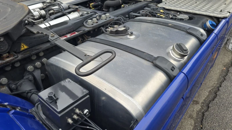 Scania R 520 / вдигащ лафет / мега / евро 6 , снимка 7 - Камиони - 53360329