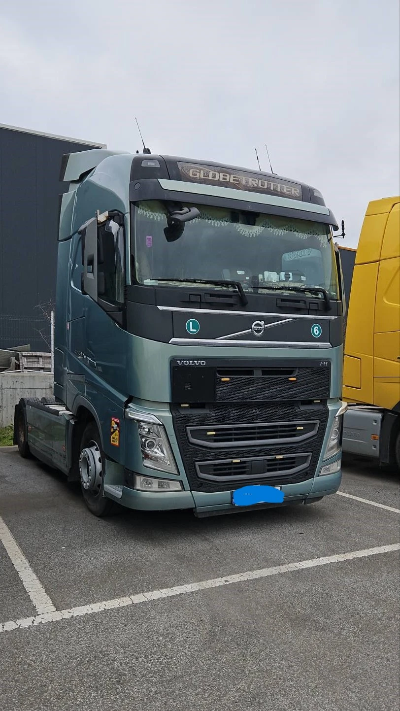 Volvo Fh, снимка 2 - Камиони - 55361761