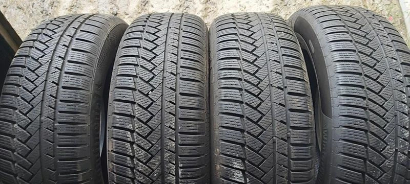 Гуми Зимни 265/60R18, снимка 1 - Гуми и джанти - 34684377