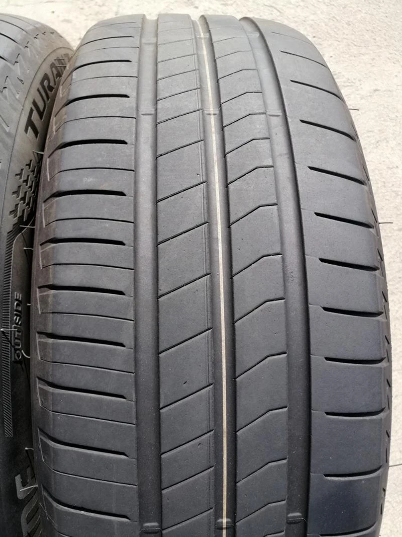 Гуми Летни 215/55R18, снимка 4 - Гуми и джанти - 36328996