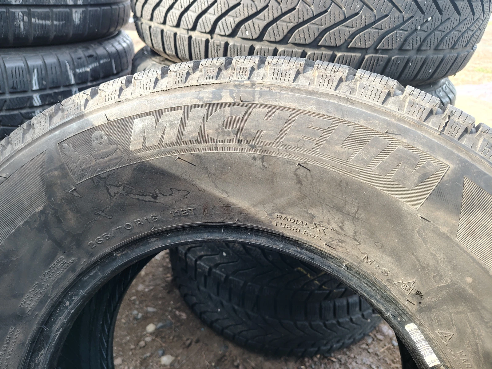 Гуми Зимни 265/70R16, снимка 5 - Гуми и джанти - 54088510