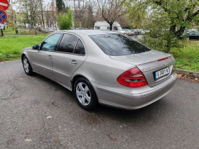 Mercedes-Benz E 220, снимка 8