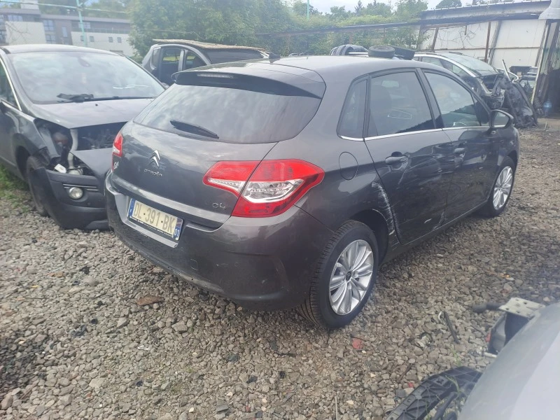 Citroen C4 1.2 ТHP Start-Stop, снимка 4 - Автомобили и джипове - 45171749