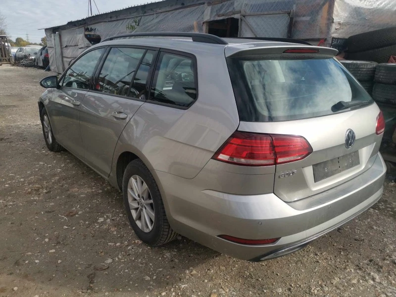 VW Golf 7 1.6tdi, снимка 4 - Автомобили и джипове - 43019072