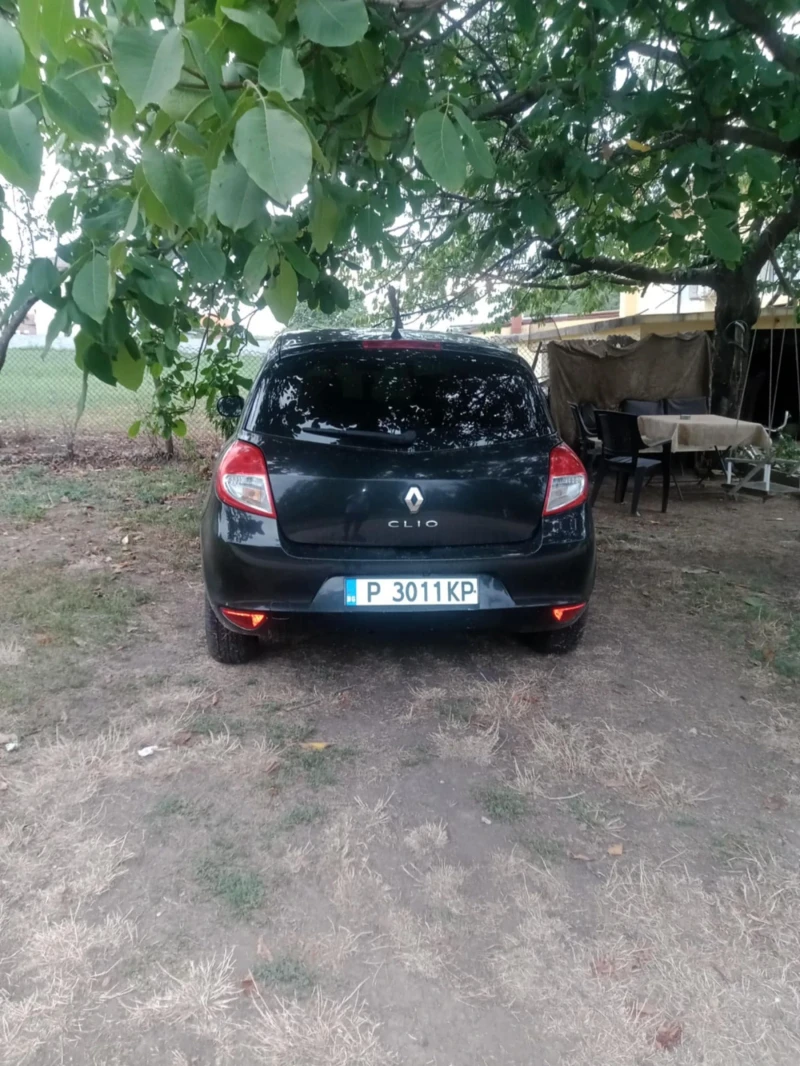 Renault Clio, снимка 4 - Автомобили и джипове - 48052662