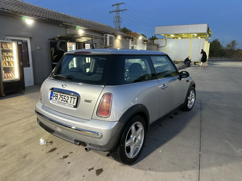 Mini One 1.6 90 к.с., снимка 7 - Автомобили и джипове - 48931615