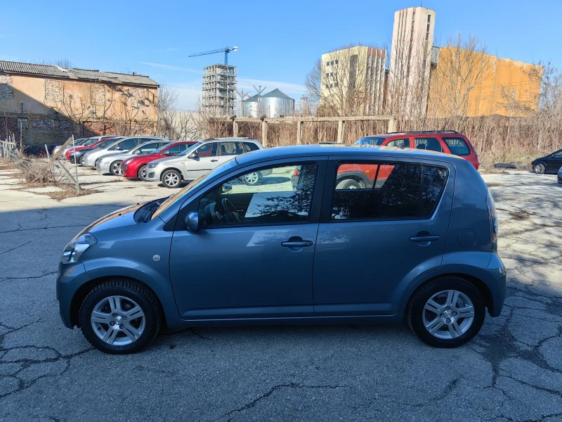 Daihatsu Sirion 1.3 бензин 91 кс, Facelift модел , снимка 3 - Автомобили и джипове - 48854742