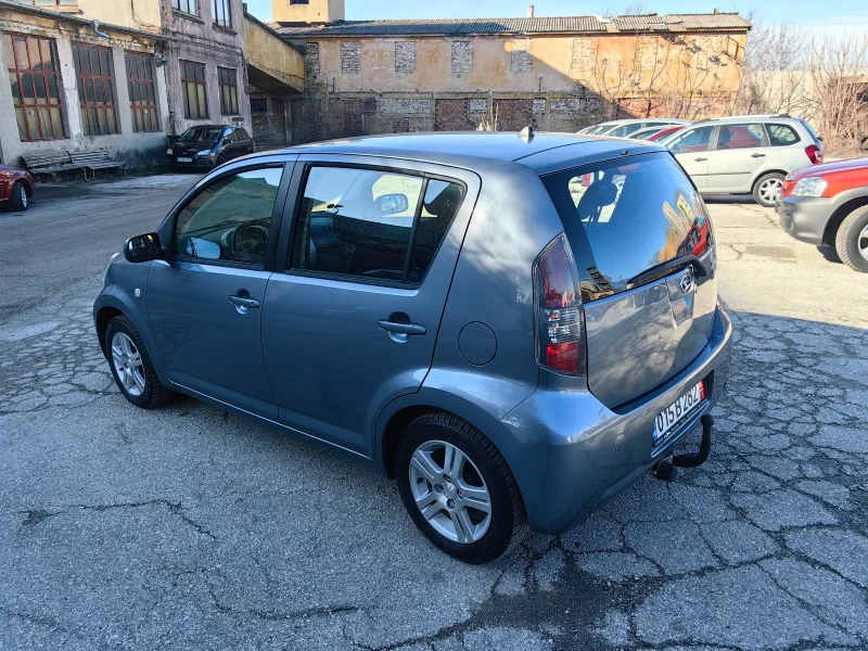 Daihatsu Sirion 1.3 бензин 91 кс, Facelift модел , снимка 4 - Автомобили и джипове - 48854742