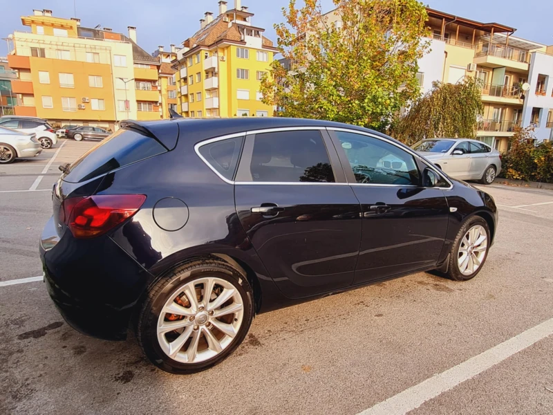 Opel Astra 1.7 CDTI 125 к.с, снимка 7 - Автомобили и джипове - 49008141