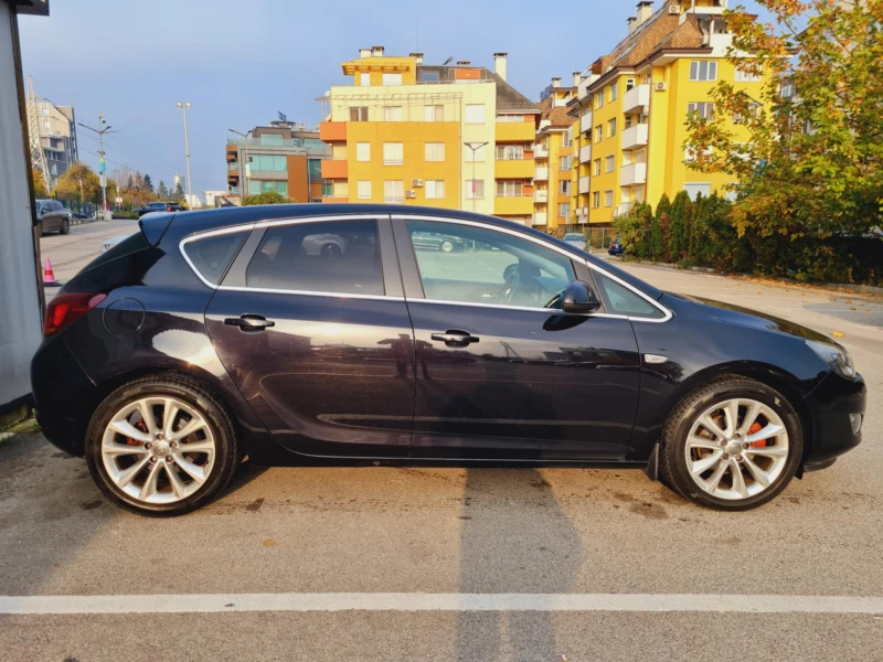 Opel Astra 1.7 CDTI 125 к.с, снимка 4 - Автомобили и джипове - 49008141